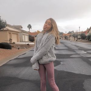 Meet your Posher, Emma